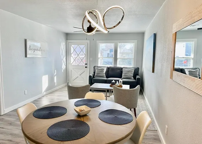 2Br Apt 8 Mins Okc Fair Park